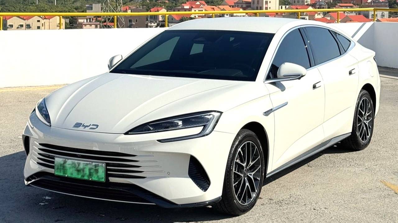 BYD 2025 Seal 07 DM-i DM-i 1.5L 125km Elite Model
