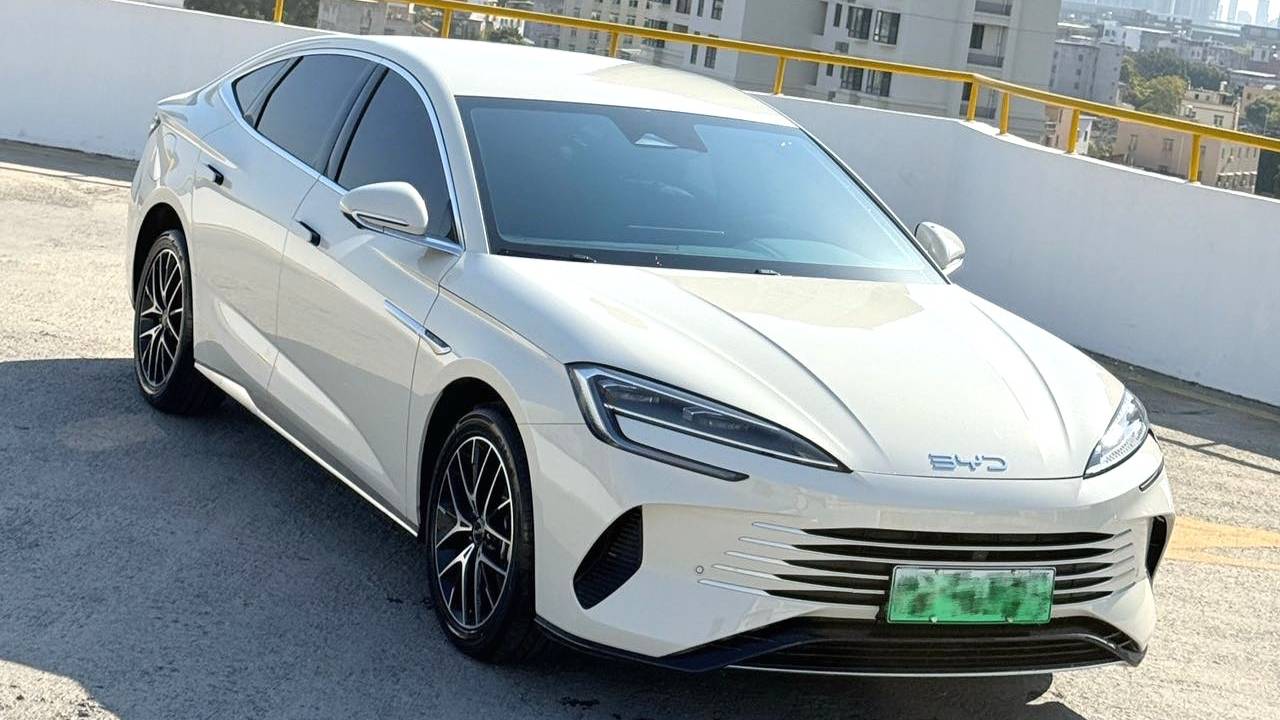 BYD 2025 Seal 07 DM-i DM-i 1.5L 125km Elite Model