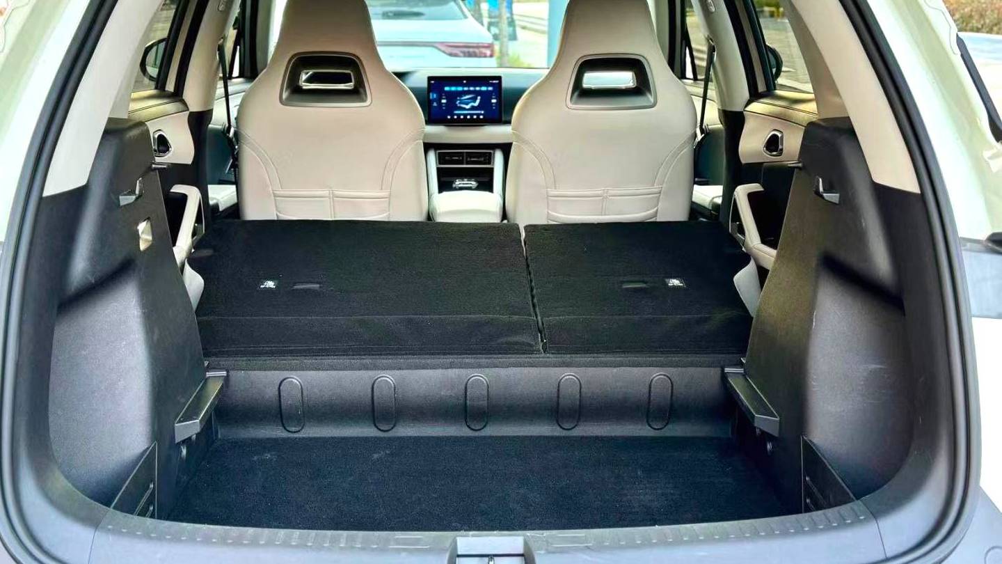 BYD 2024 YUAN UP 401KM Vitality Edition