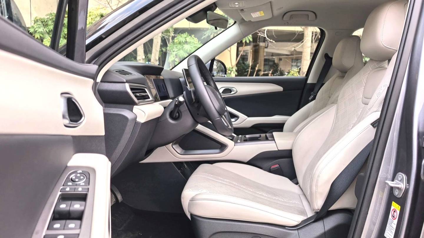 BYD 2025 YUAN UP Intelligent driving version 401KM leading model