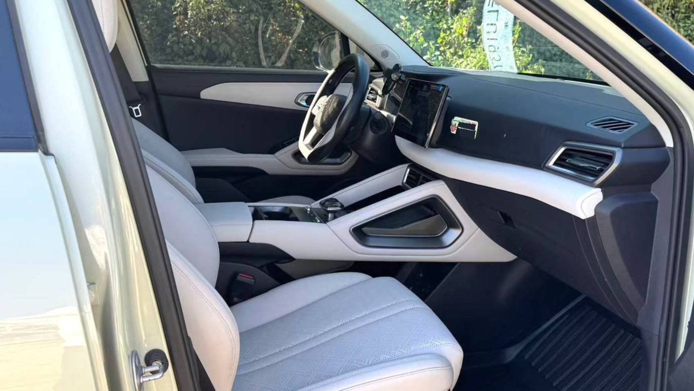 BYD 2024 YUAN UP 401KM Vitality Edition