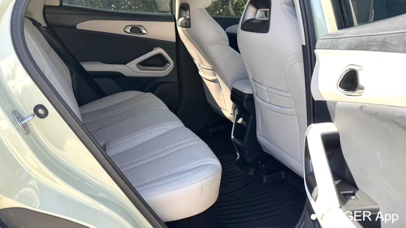 BYD 2024 YUAN UP 401KM Vitality Edition