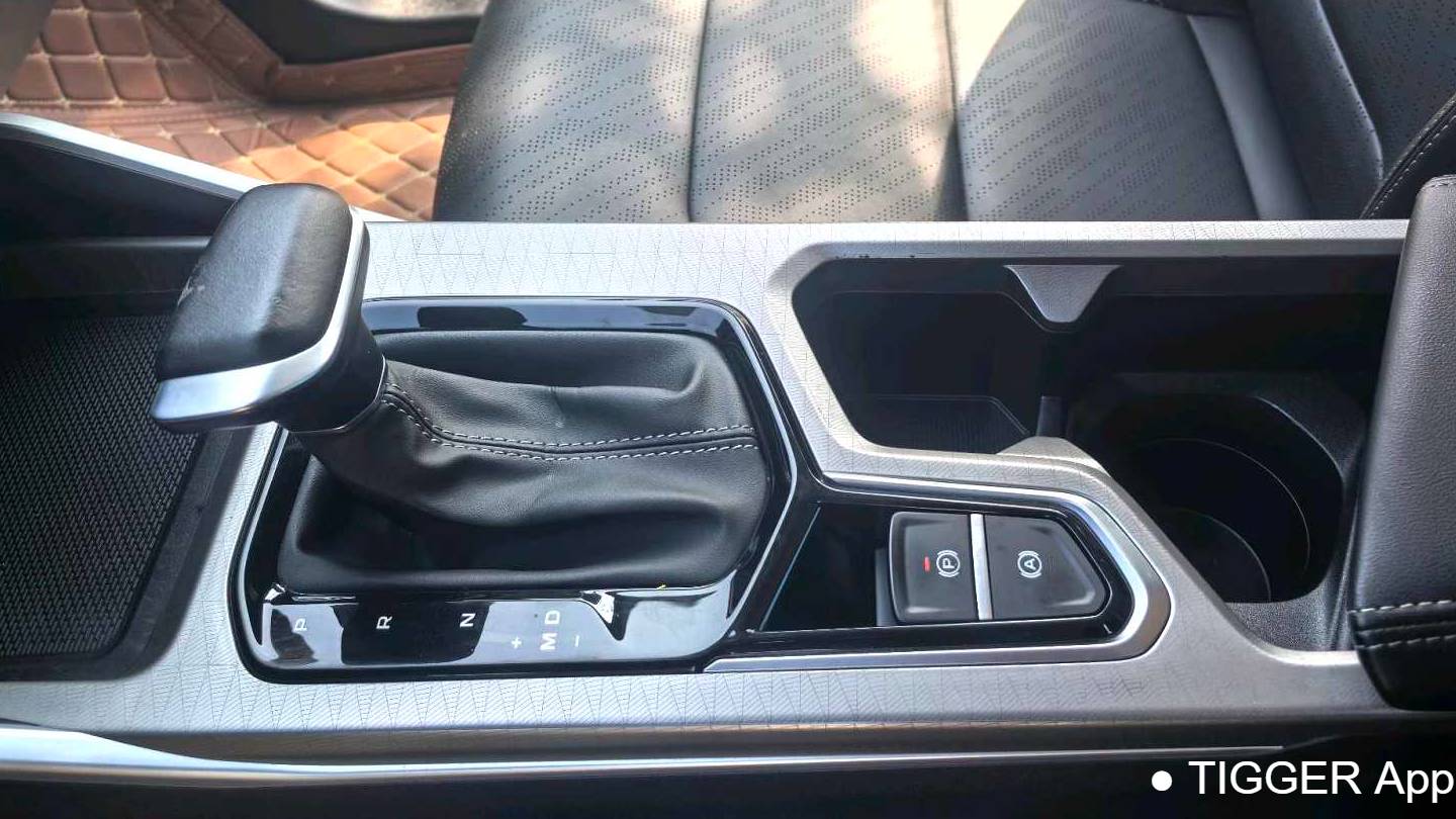 Geely 2023 EMGRAND 4th Generation Champion 1.5L CVT Prestige