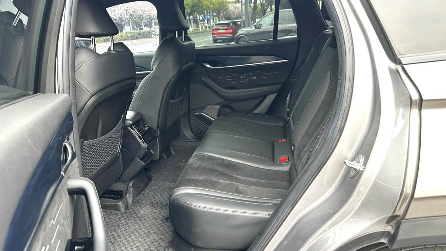 Geely 2024 Monjaro 2.0TD High Power Automatic Two Wheel Drive Skyrim Edition