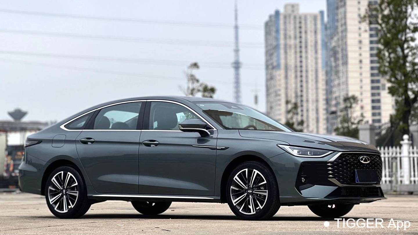 Chery 2025 ARRIZO 8 PRO 1.6T DCT Luxury Model+