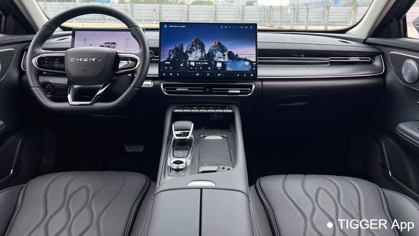 Chery 2025 ARRIZO 8 PRO 1.6T DCT Luxury Model+