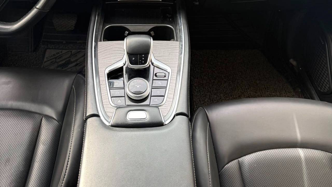 Chery 2022 Tiggo 8PRO 390T two wheel drive Skydome Edition with 5 seats