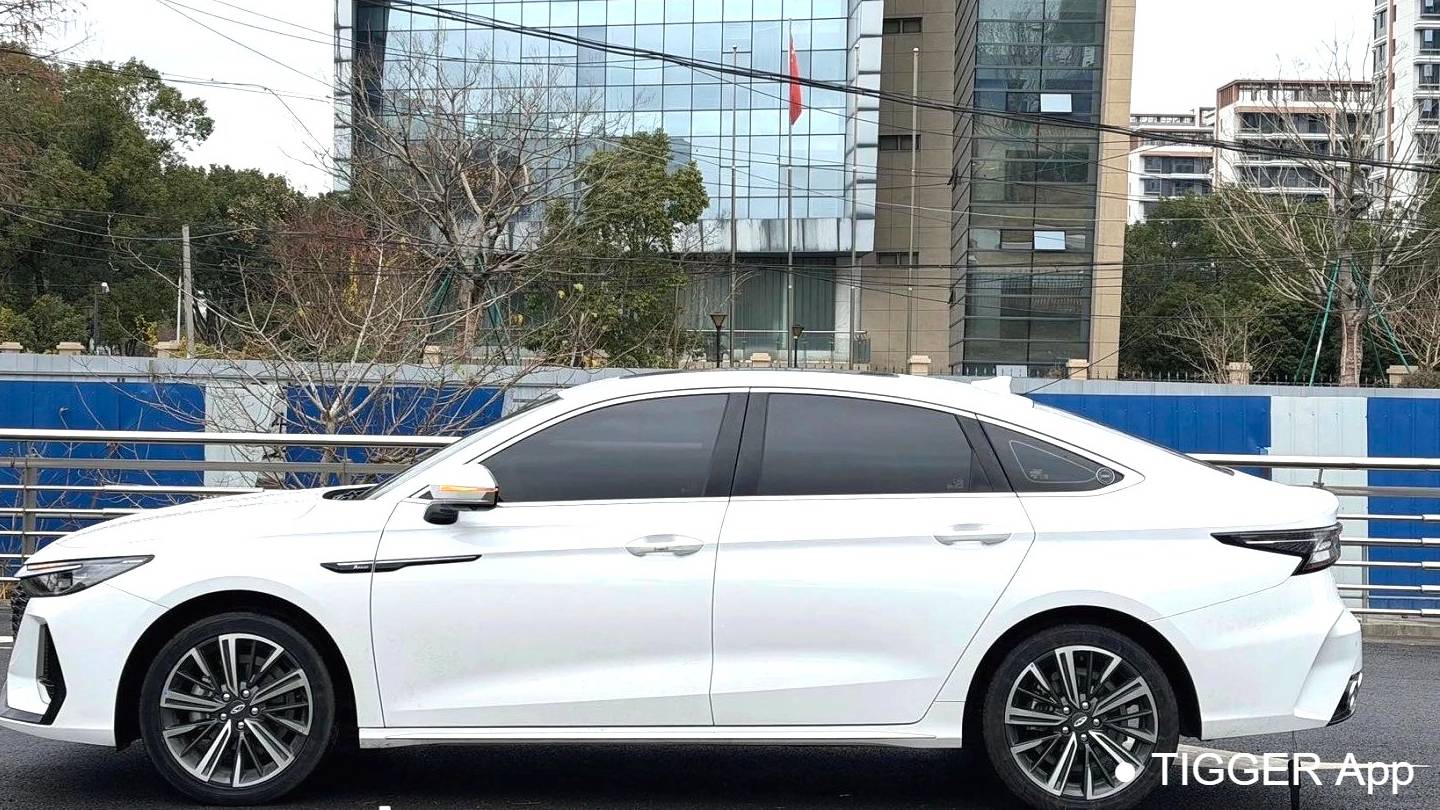 Chery 2025 ARRIZO 8 1.6T DCT Rui