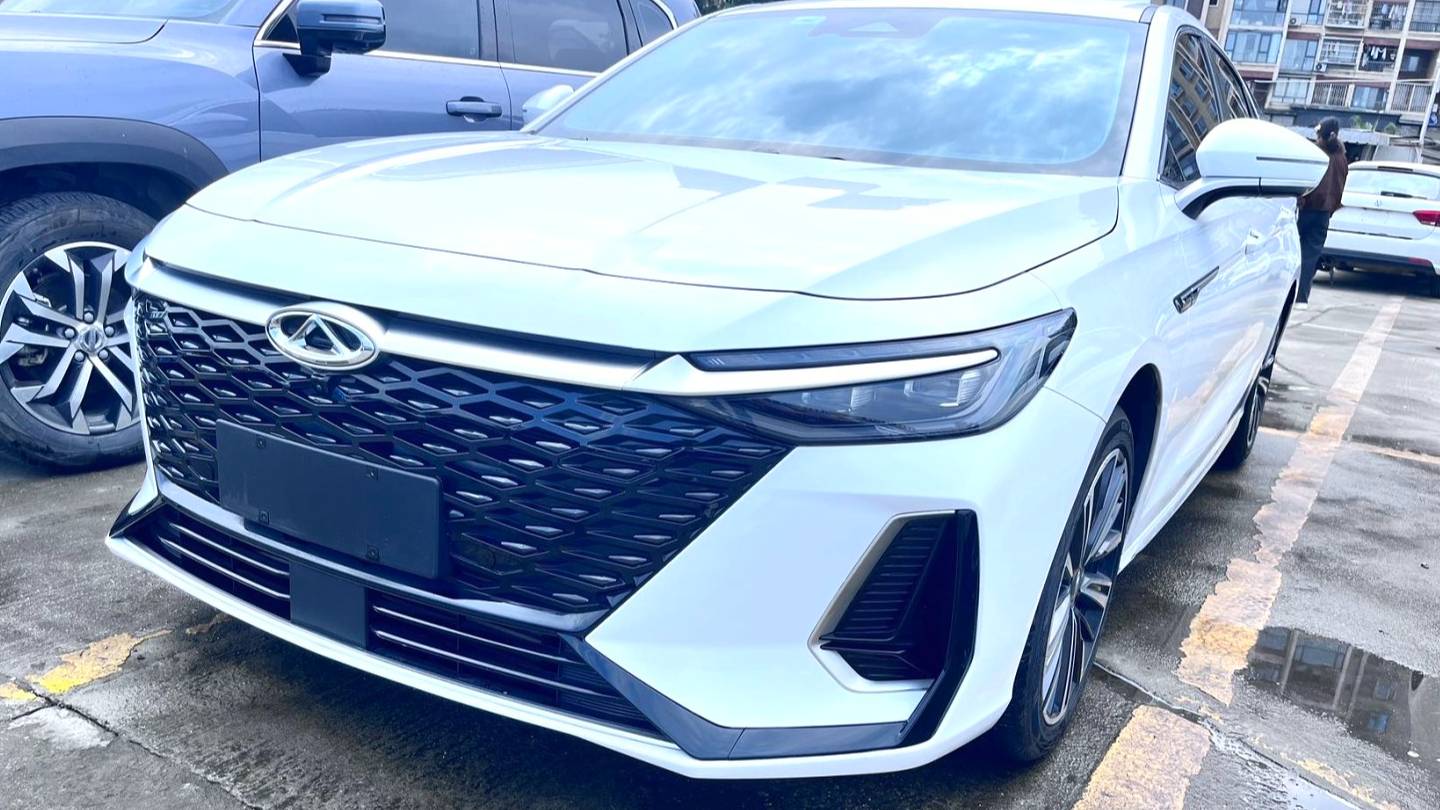 Chery 2022 ARRIZO 8 1.6T DCT Yi