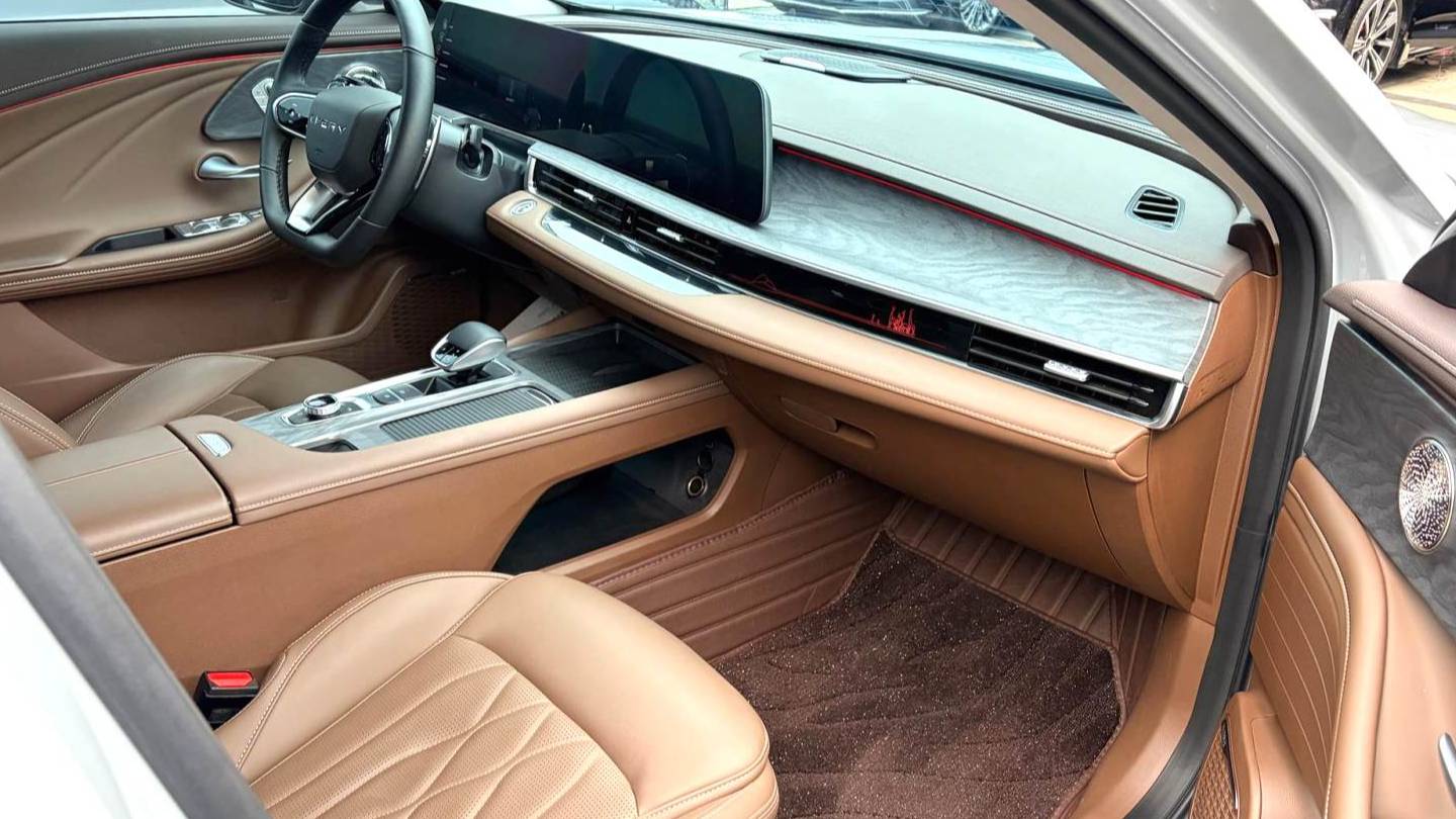 Chery 2025 ARRIZO 8 2.0T automatic control+