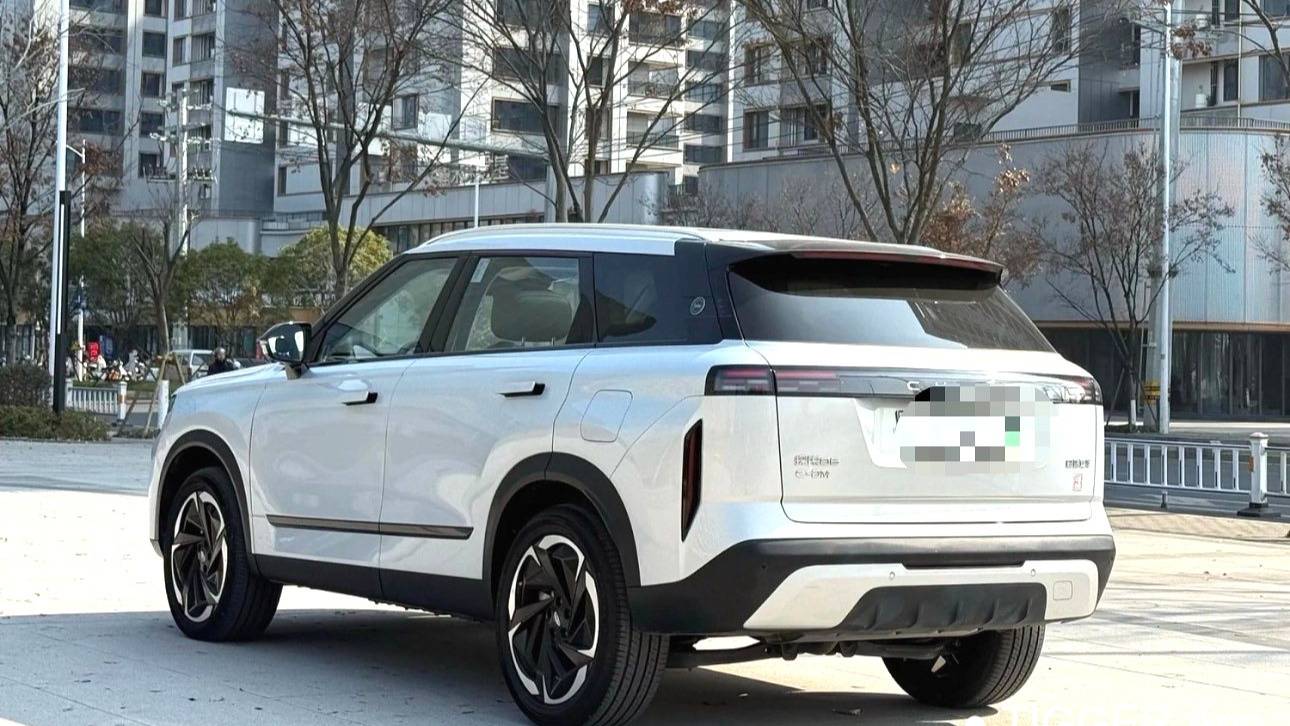 Chery 2025 Explorer 06 Urban version 1.6T two wheel drive luxury