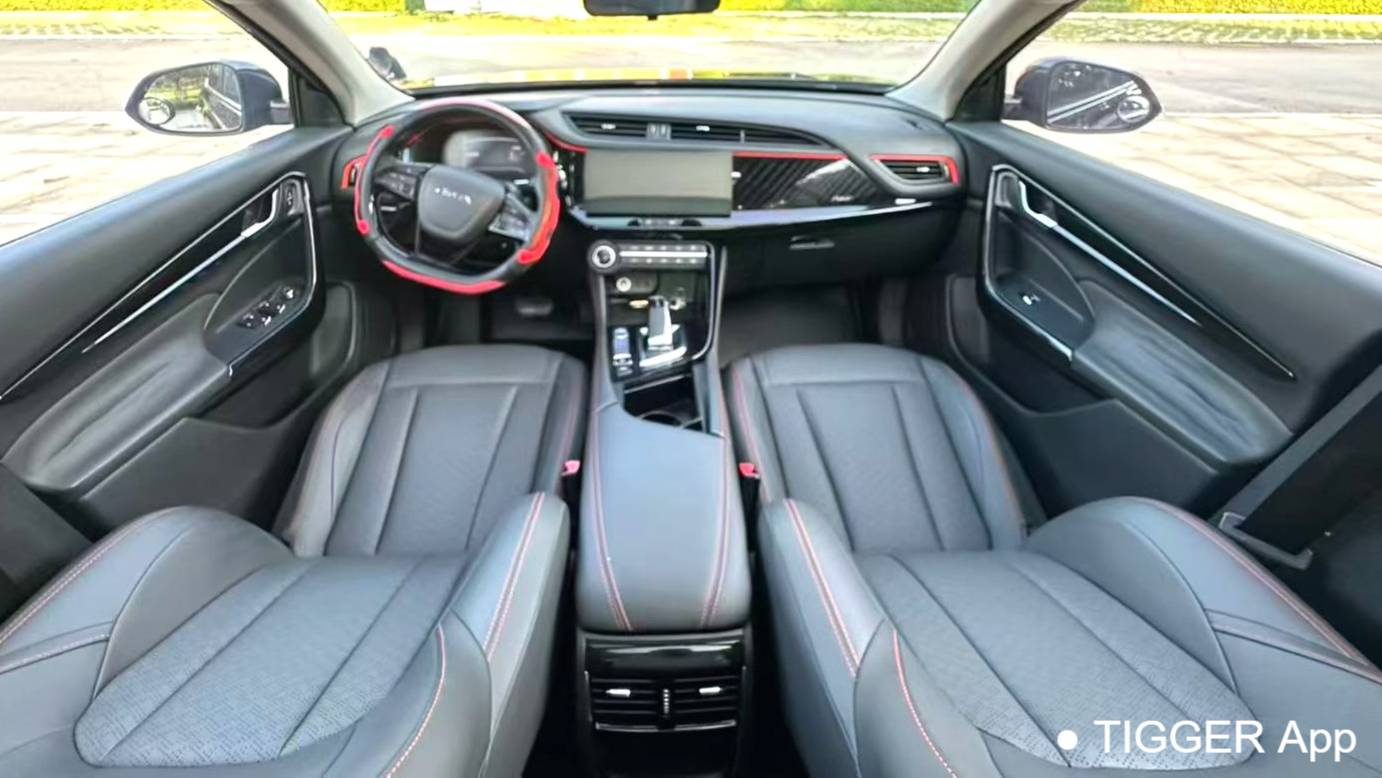 AEOLUS 2022 AX7 Mach version 1.5T DCT DF51