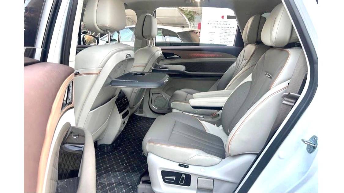 FORTHING 2022 Yacht 1.5T DCT Range Rover Edition