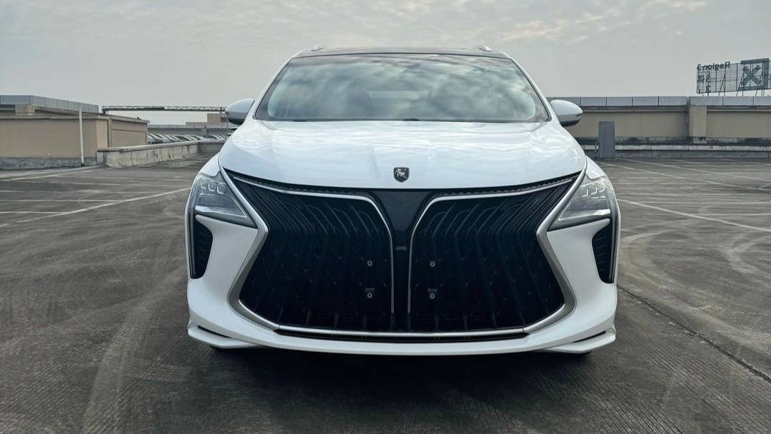 FORTHING 2023 Yacht 1.5T DCT Starry Sky Premium Edition