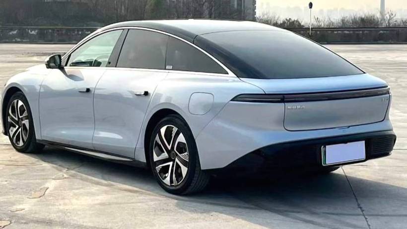 FORTHING 2025 Forthing S7 235 Extended Range Luxury Edition