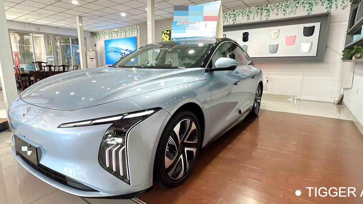 FORTHING 2025 Forthing S7 235 Extended Range Luxury Edition