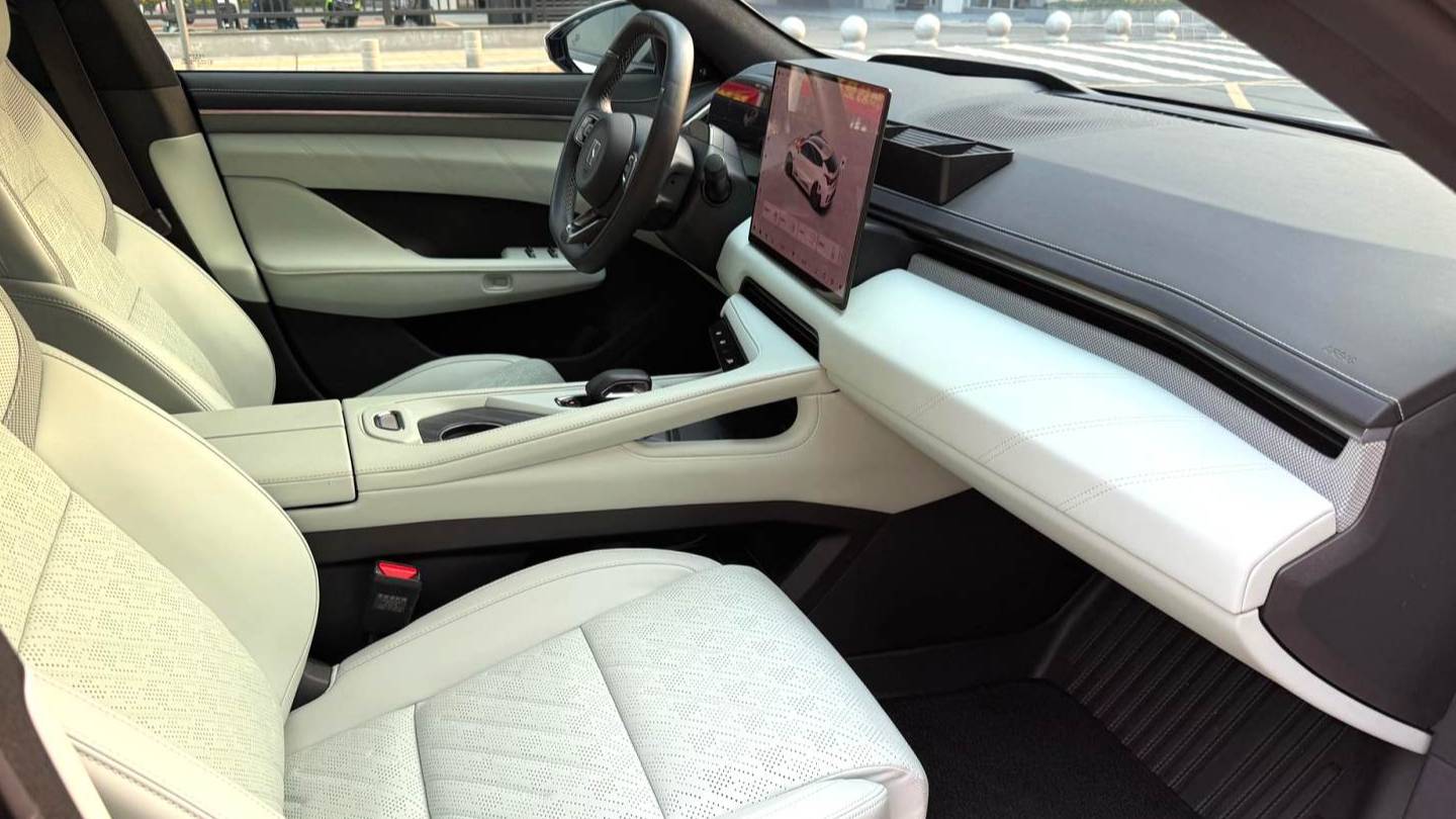 ZEEKR 2024 001 WE version 95kWh four-wheel drive