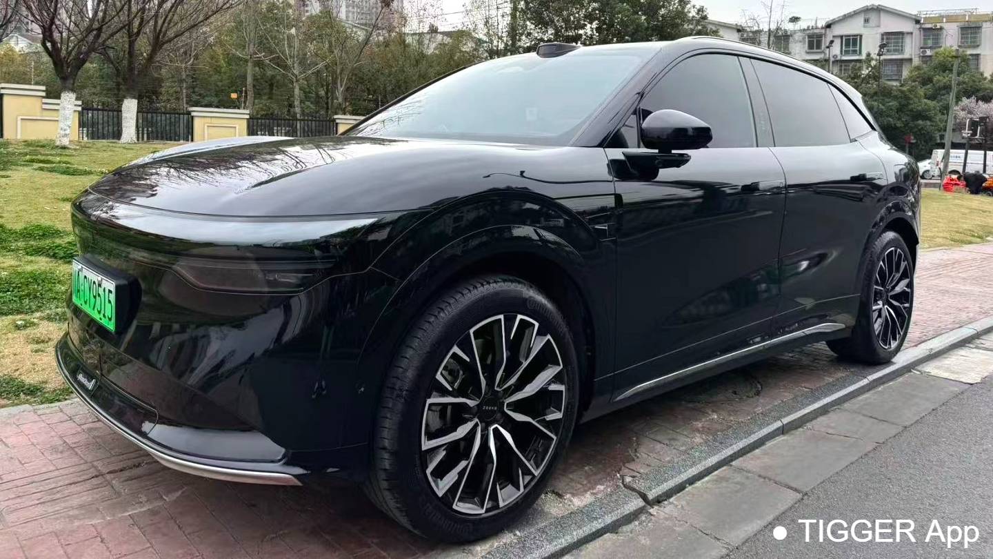 ZEEKR 2025 7X 75kWh rear wheel drive intelligent driving version