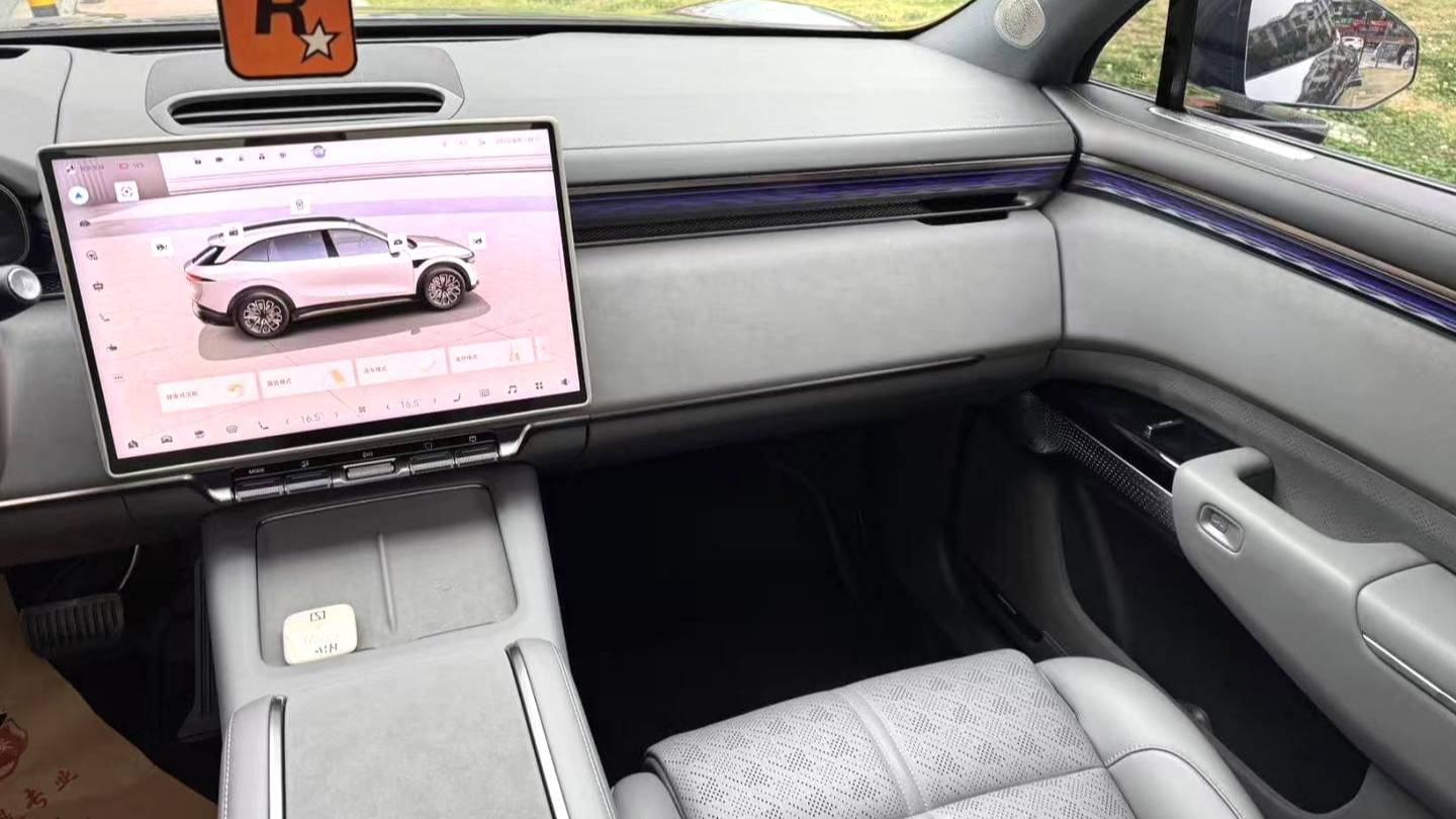 ZEEKR 2025 7X 75kWh rear wheel drive intelligent driving version