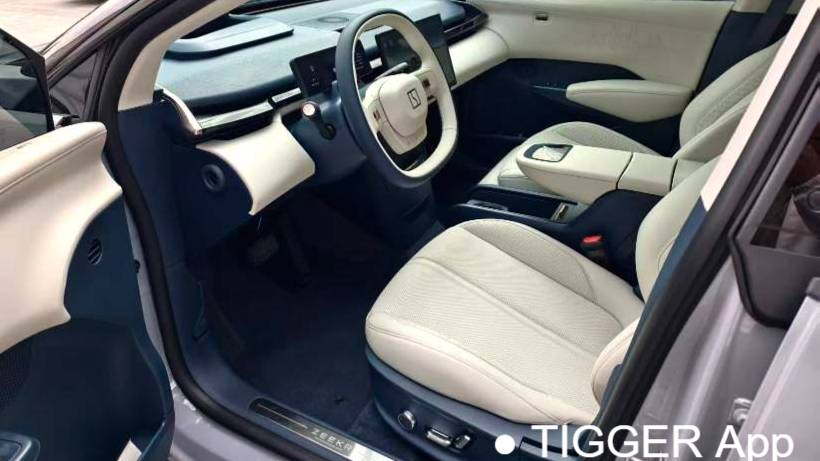 ZEEKR 2023 X 4WD YOU version 4-seater