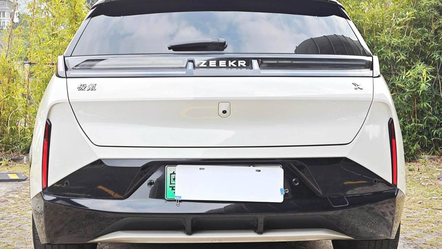 ZEEKR 2023 X Rear wheel drive ME version 5-seater