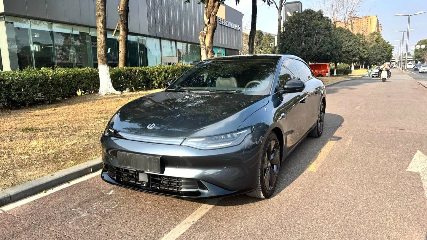 LEAP 2022 C01 Rear wheel drive standard endurance version