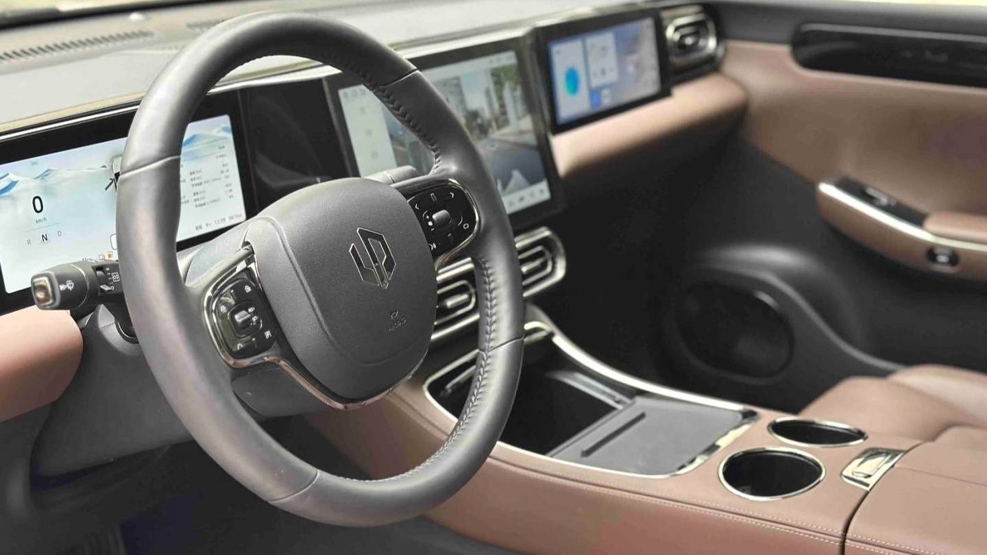 LEAP 2023 C01 Extended Range 316 Smart Edition