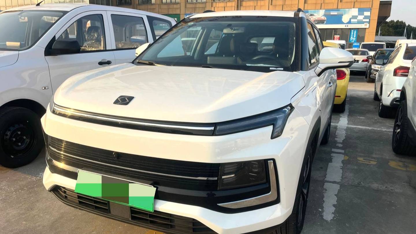 SOL 2022 E40X Business Edition