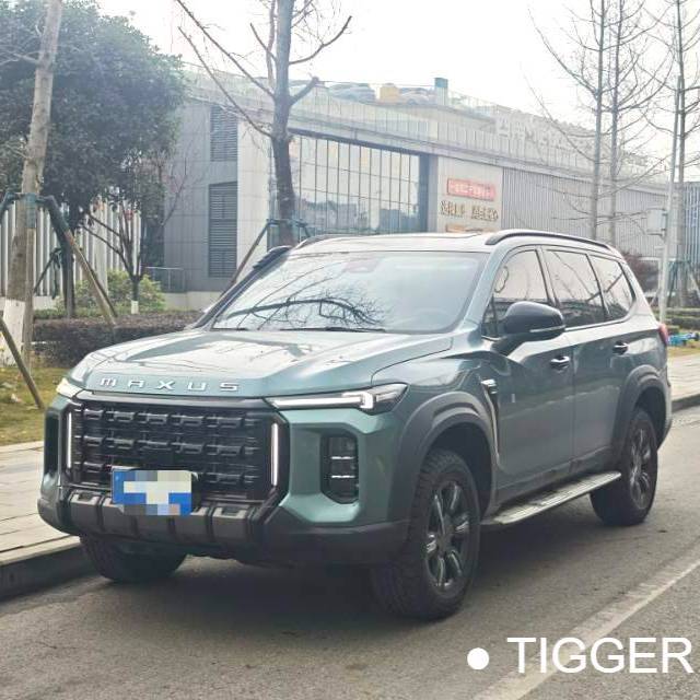 MAXUS 2023 LAND‌ 2.0T Crossover Flagship Edition 7-seater سيارة مستعملة