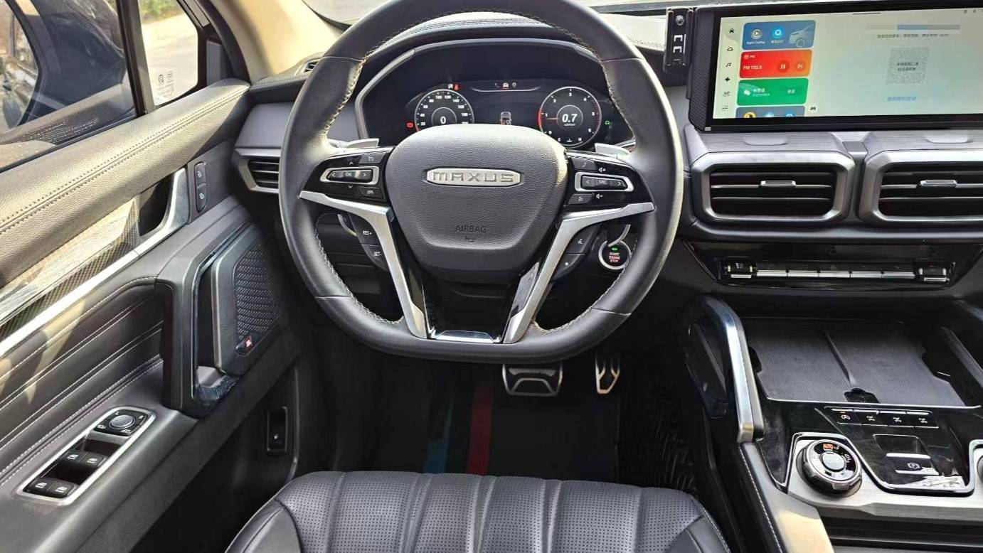 MAXUS 2023 LAND‌ 2.0T Crossover Luxury Edition 6-seater