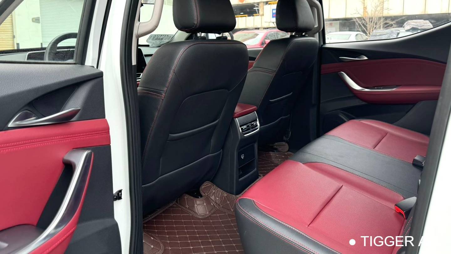 MAXUS 2023 STAR Interstellar R 2.0T AT DIESEL 2WD Luxury trunk