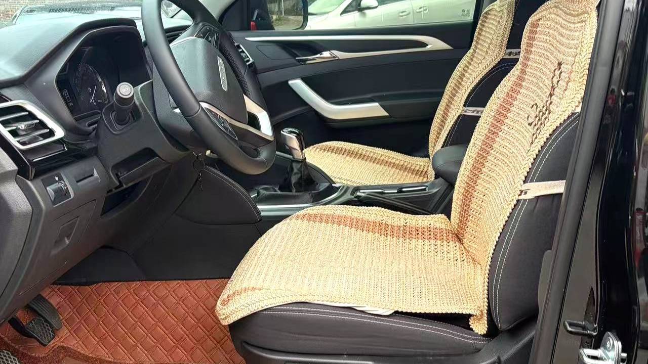 MAXUS 2023 STAR Interstellar L 2.0T Diesel Manual 2WD Elite Edition Flat Box