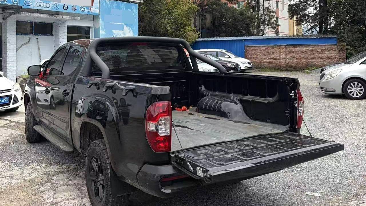 MAXUS 2023 STAR Interstellar L 2.0T Diesel Manual 2WD Elite Edition Flat Box