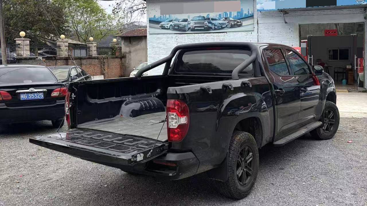 MAXUS 2023 STAR Interstellar L 2.0T Diesel Manual 2WD Elite Edition Flat Box