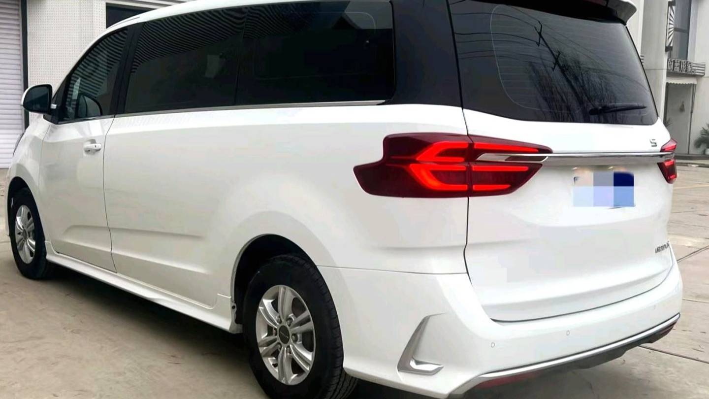 MAXUS 2022 G10 2.0T Manual Value Edition Gasoline 7-seater