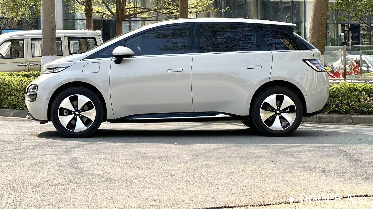 BAOJUN 2023 CloudEV‌ 460 Max Rhinoceros Edition