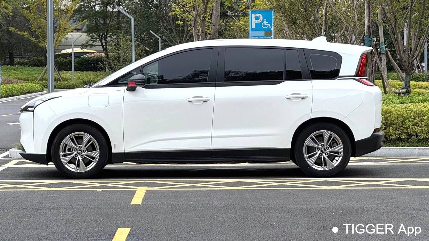 BESTUNE 2023 NAT PRO Comfort Travel Battery Swap Edition 401km