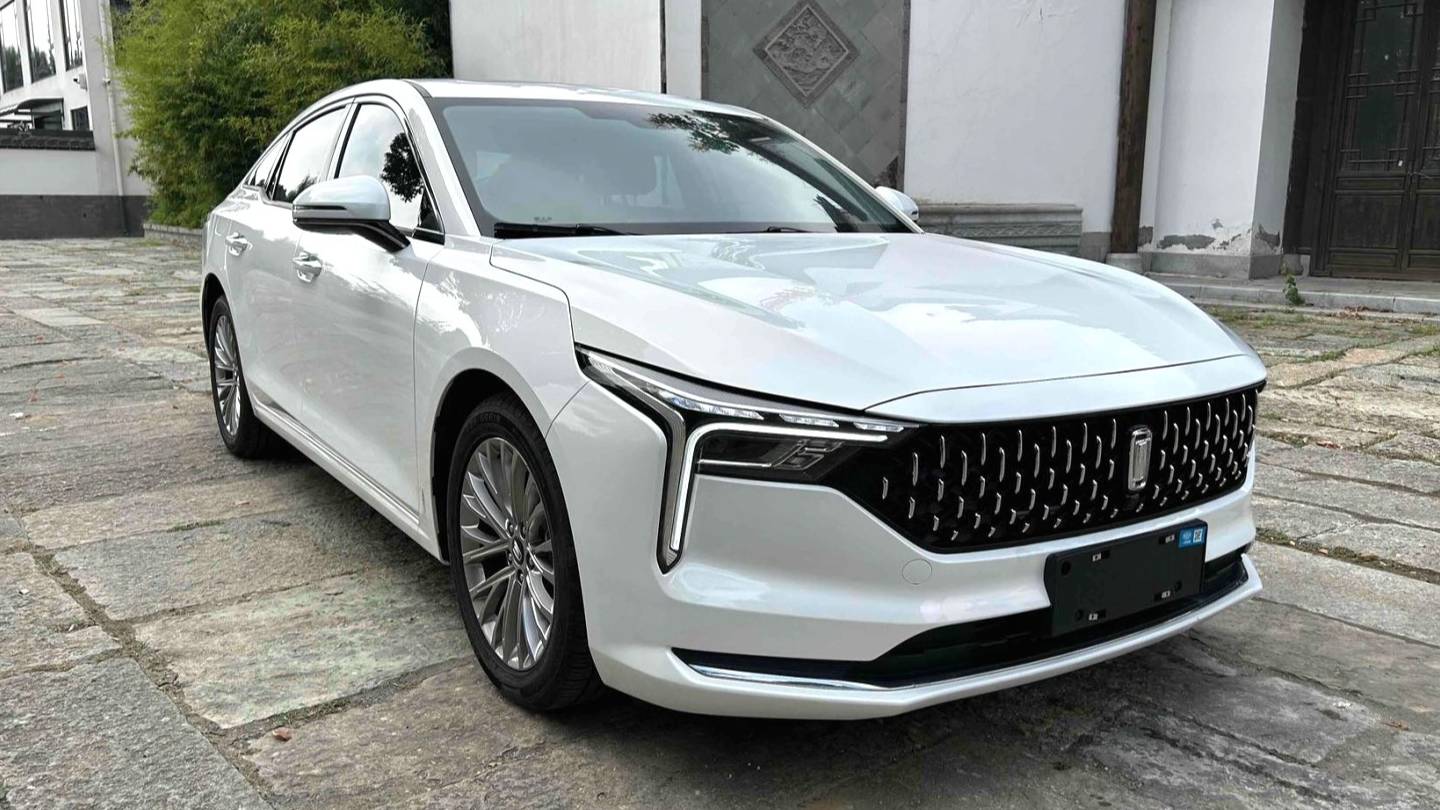 BESTUNE 2025 B70 Dragon Glory 1.5T Enjoyment Edition