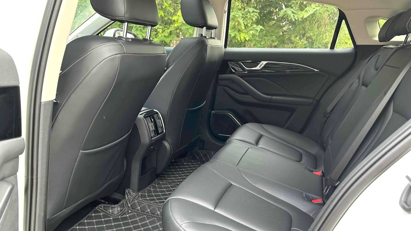 BESTUNE 2025 B70 Dragon Glory 1.5T Enjoyment Edition