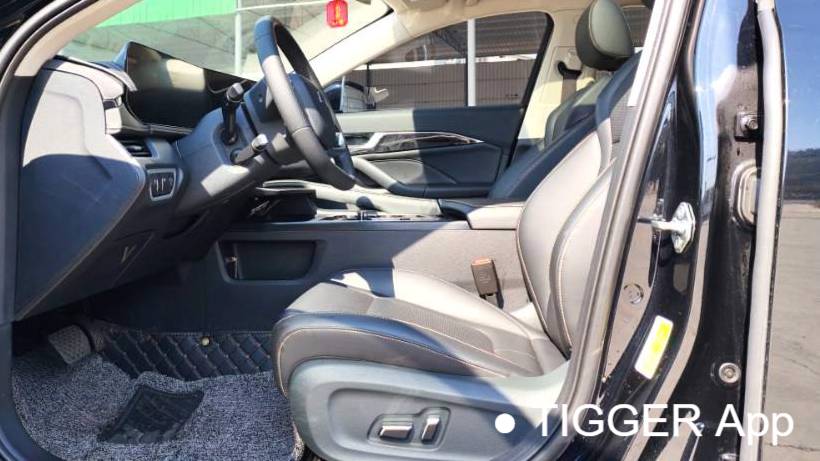 BESTUNE 2024 B70 The fourth generation 2.0T Leading Edition