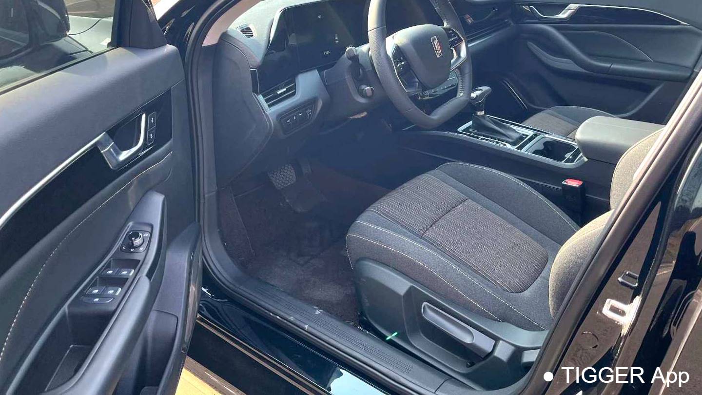 BESTUNE 2025 B70 Longyao Edition 1.5T Quality Enjoyment Type