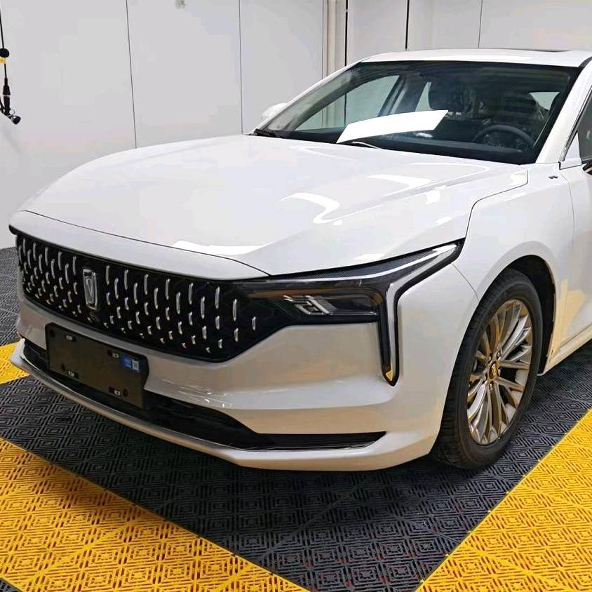 BESTUNE 2025 B70 Longyao Edition 1.5T Enjoyment Customized Type Подержанный автомобиль