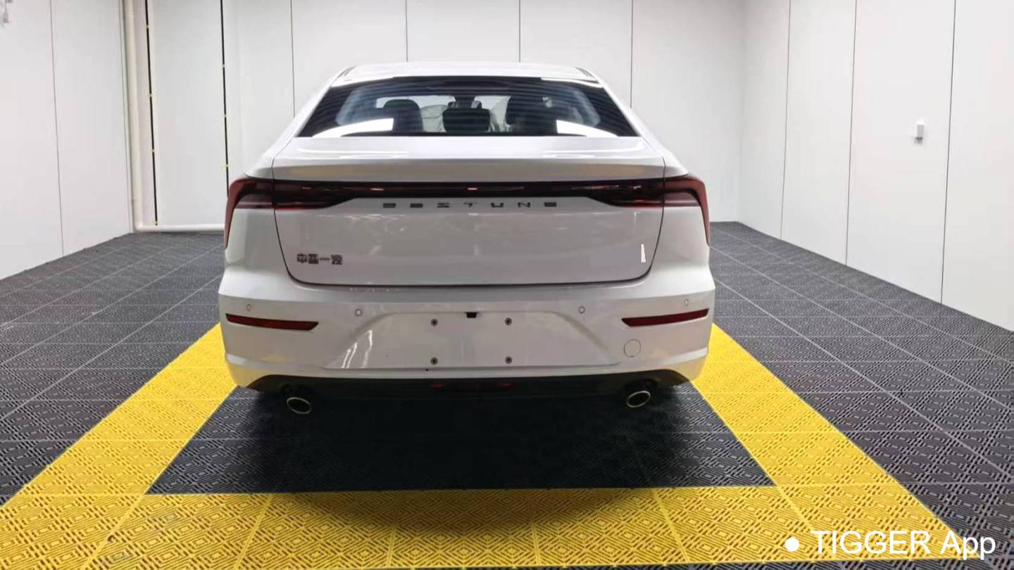 BESTUNE 2025 B70 Longyao Edition 1.5T Enjoyment Customized Type