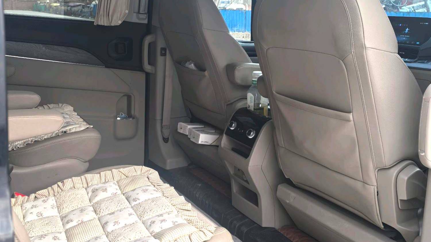 Ford 2023 Tourneo Custom 2.0T Automatic Enjoyment Edition