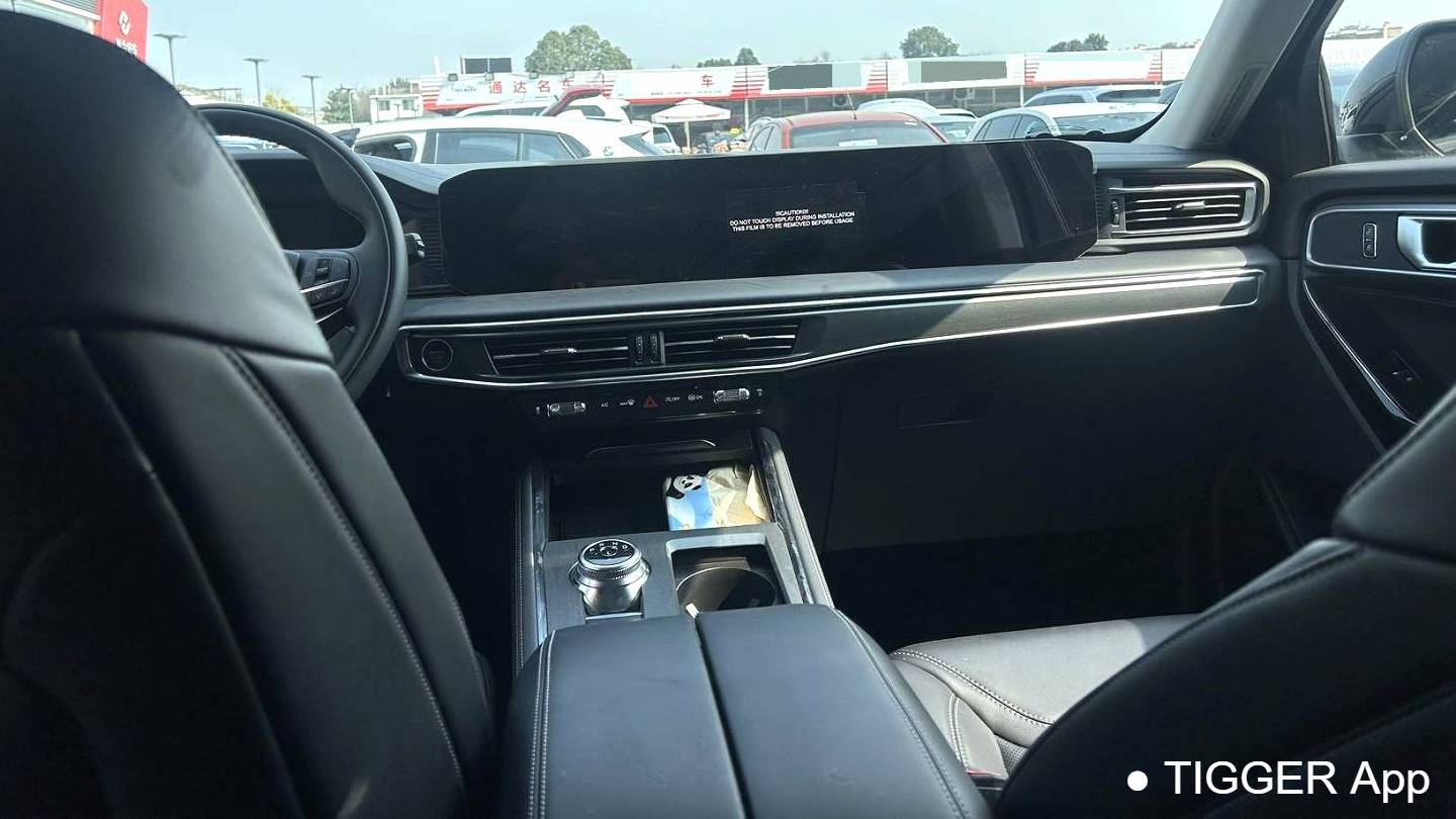 Ford 2025 ‌Explorer 2.3T EcoBoost four-wheel drive off-road version 5-seater