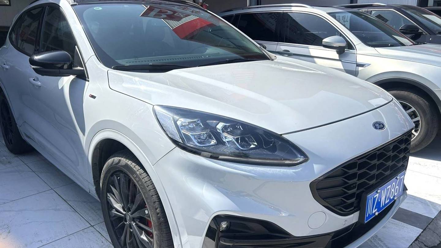 Ford 2024 Escape EcoBoost 245 4WD Enjoyment ST Line Pro