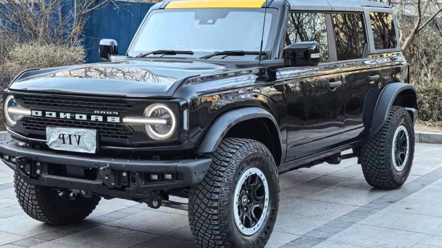 Ford 2024 Bronco 2.3T wasteland