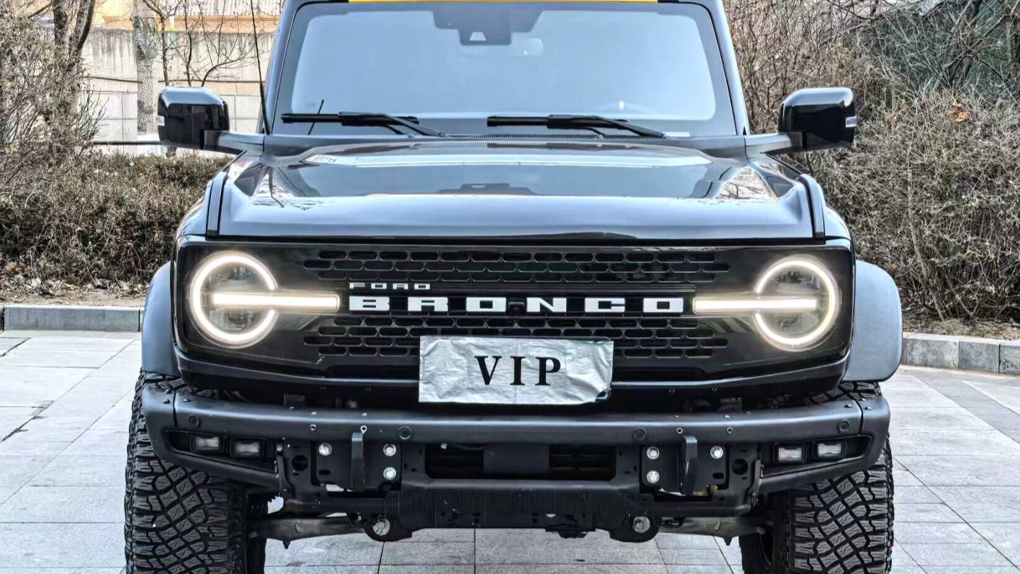 Ford 2024 Bronco 2.3T wasteland