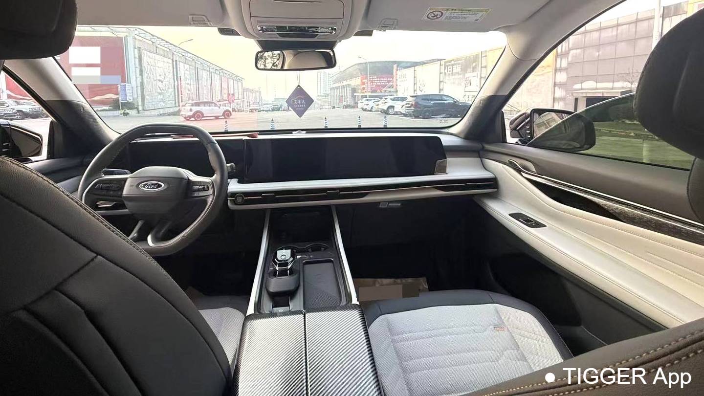 Ford 2023 Edge  Ruijie L 2.0T EcoBoost four-wheel drive seven seat supreme model