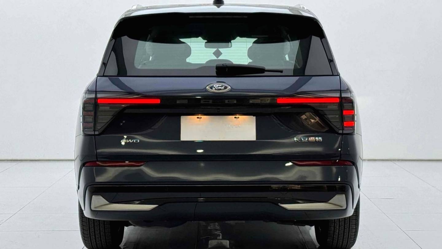 Ford 2023 Edge  Ruijie L 2.0T EcoBoost four-wheel drive seven seat supreme model